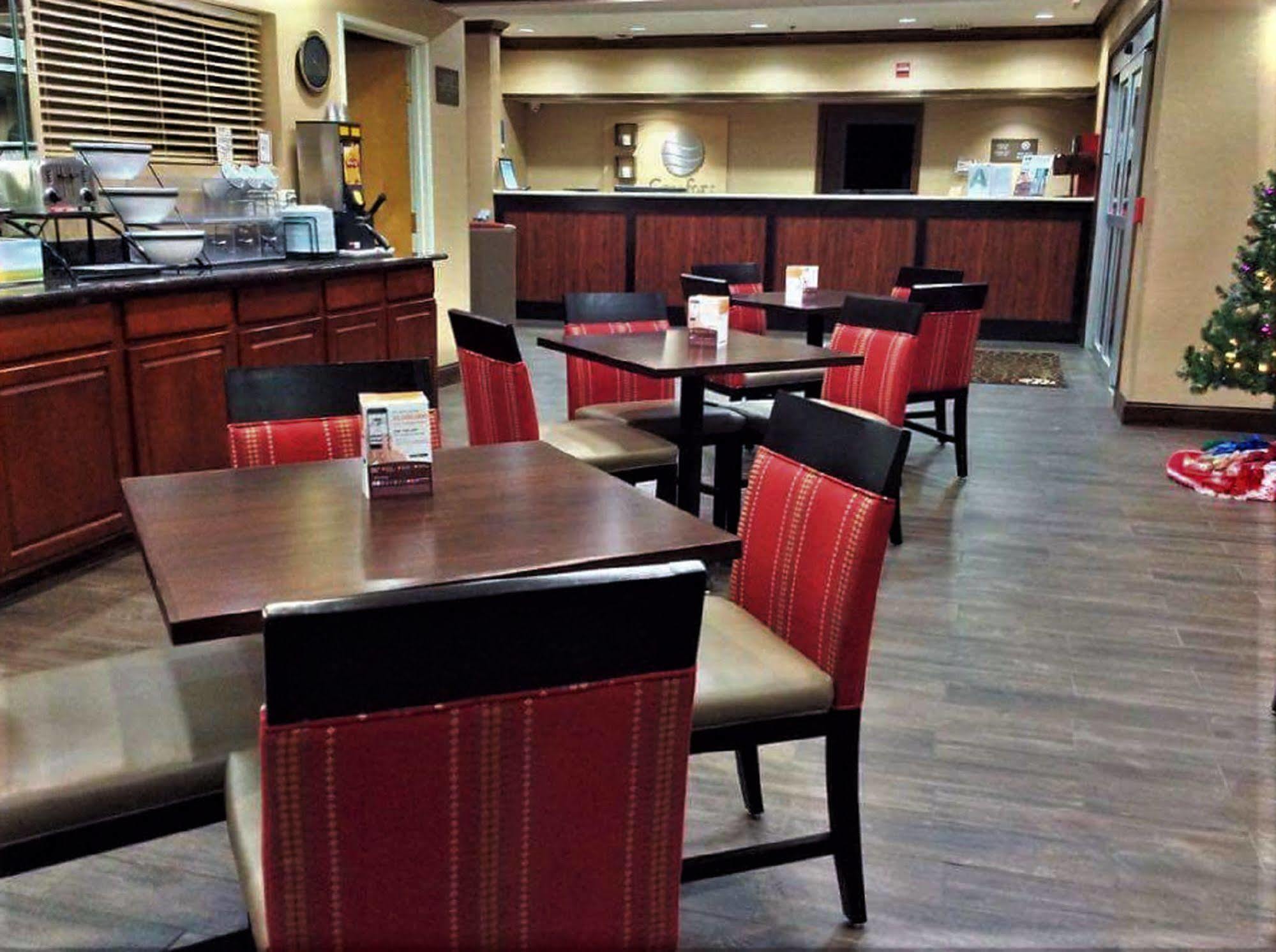 Comfort Inn Henderson Buitenkant foto